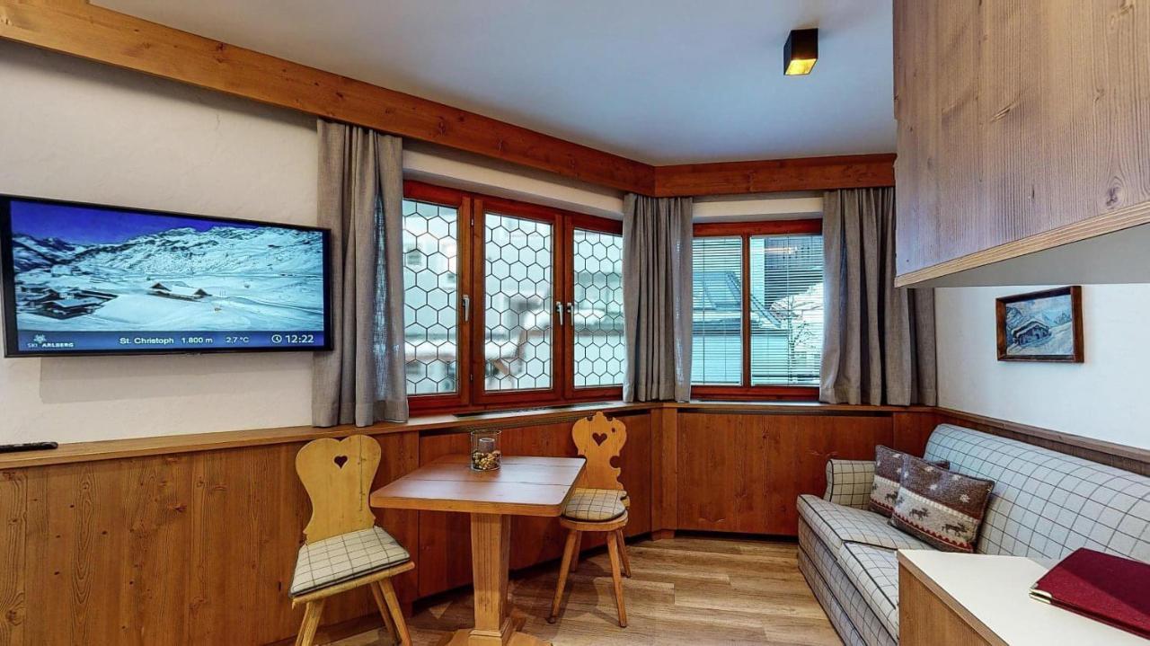 Haus Lina Apartamento Sankt Anton am Arlberg Exterior foto